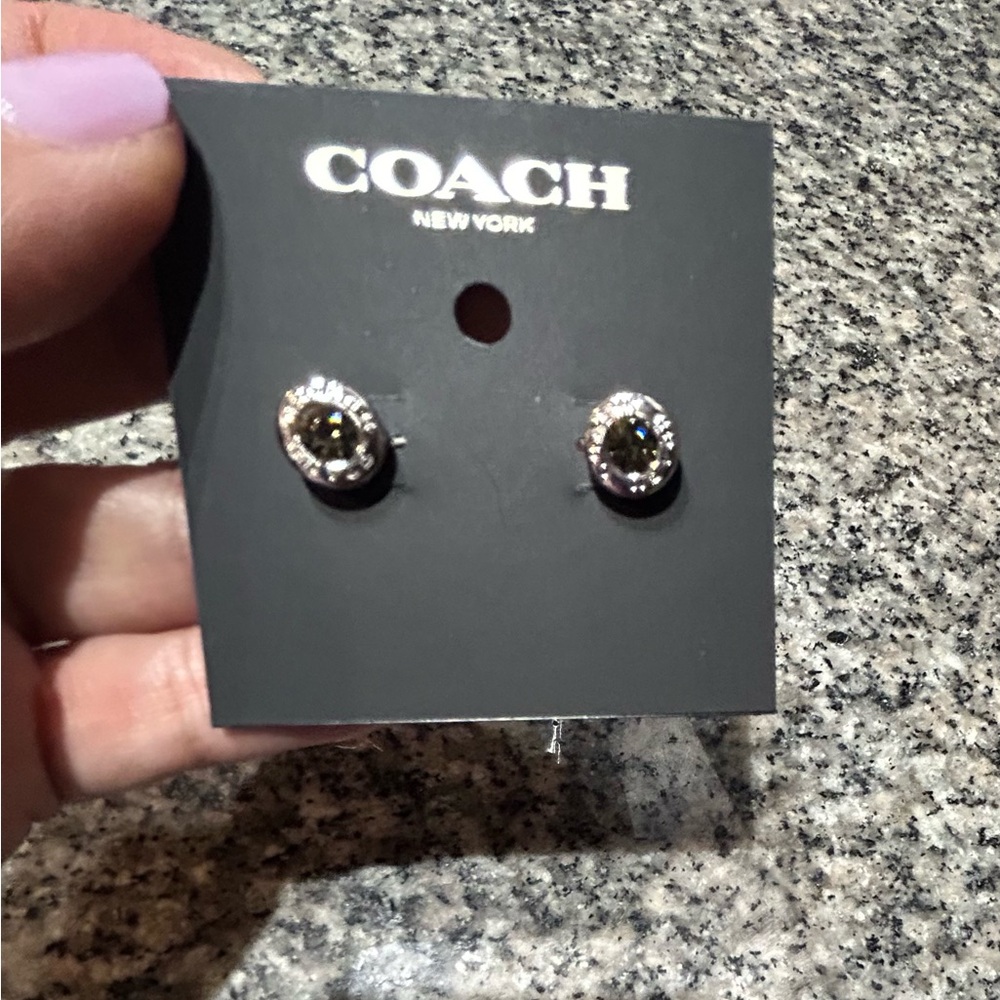 COACH • Open Circle Post Earrings • Sliver - Picture 5 of 7